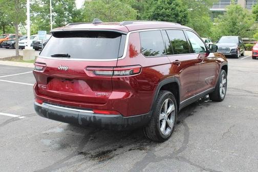 Photo 3 of 31 of 2021 Jeep Grand Cherokee L Limited