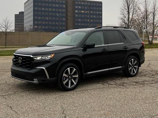 2025 Honda Pilot Elite