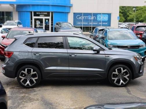 2022 Volkswagen Taos 1.5T SEL