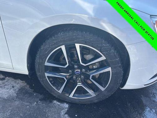 2017 Volvo S60 T5 Dynamic