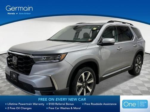 2025 Honda Pilot Touring