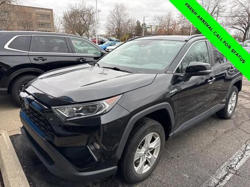 2020 Toyota RAV4 Hybrid XLE