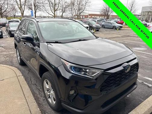 2020 Toyota RAV4 Hybrid XLE