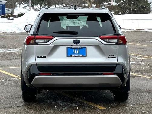 2024 Toyota RAV4 Hybrid XSE