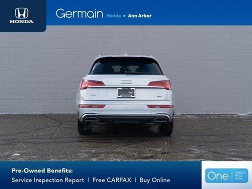 Florett Silver Metallic 2023 Audi Q5 45 S line Premium Plus