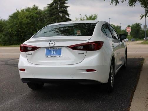 2015 Mazda Mazda3 i Touring