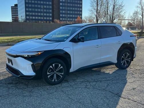 2024 Toyota bZ4X XLE