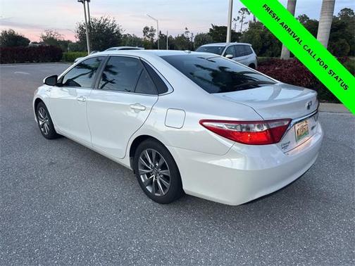 2016 Toyota Camry Hybrid XLE