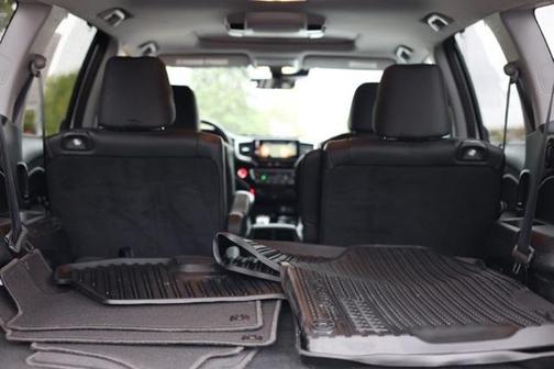 2022 Honda Pilot Touring 7-Passenger