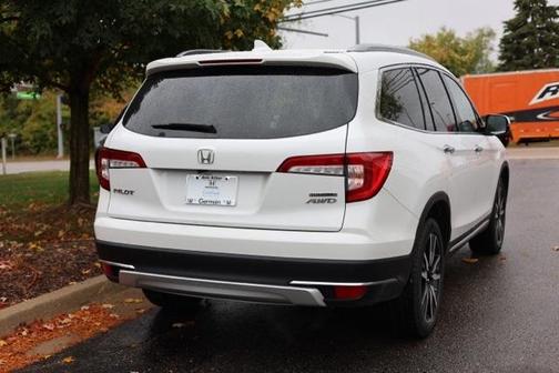 2022 Honda Pilot Touring 7-Passenger