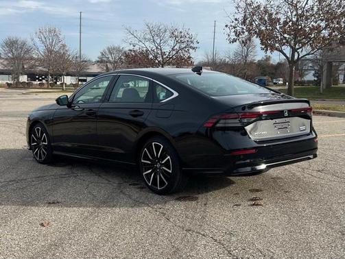 2025 Honda Accord Hybrid Touring