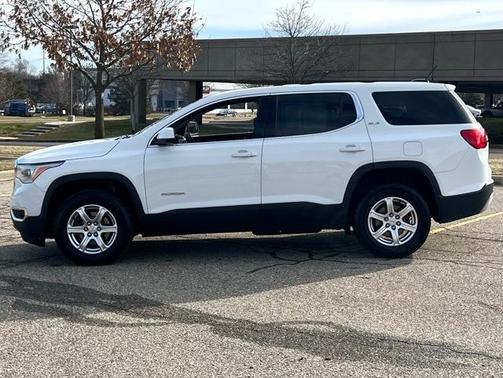 2019 GMC Acadia SLE-1