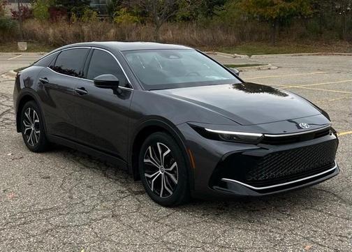 2023 Toyota Crown XLE