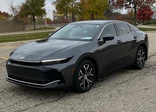 2023 Toyota Crown XLE