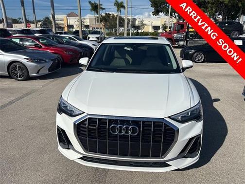 2021 Audi Q3 45 S line Premium