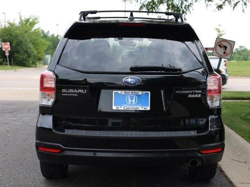 2017 Subaru Forester 2.5i Touring