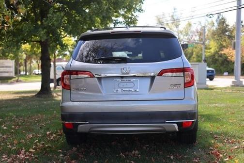 2019 Honda Pilot Touring 8-Passenger