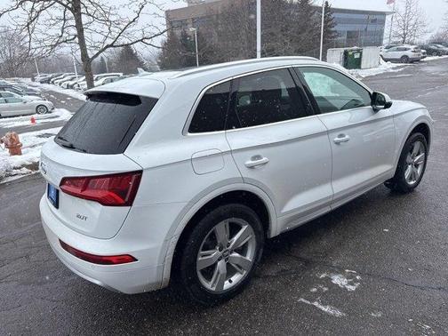 2018 Audi Q5 2.0T Premium Plus