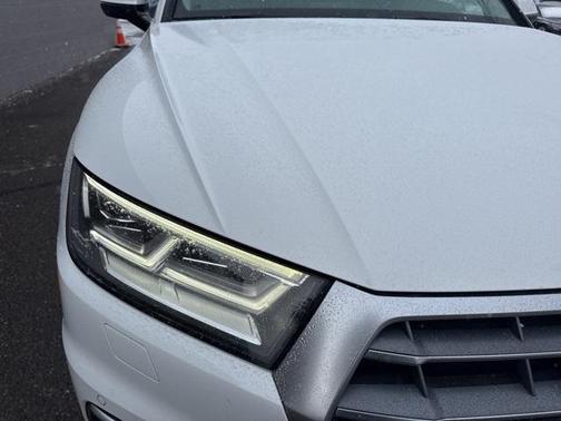 2018 Audi Q5 2.0T Premium Plus