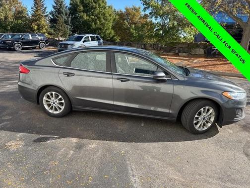 2020 Ford Fusion SE