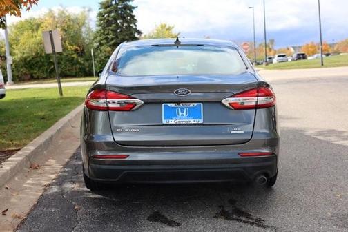 2020 Ford Fusion SE