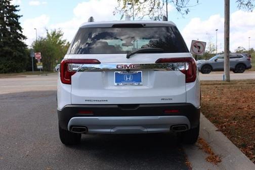 2022 GMC Acadia SLE