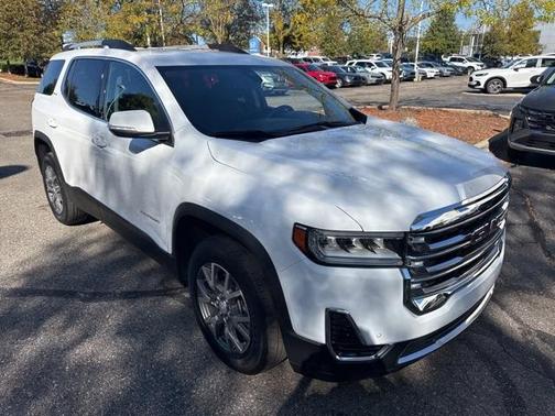 2022 GMC Acadia SLE