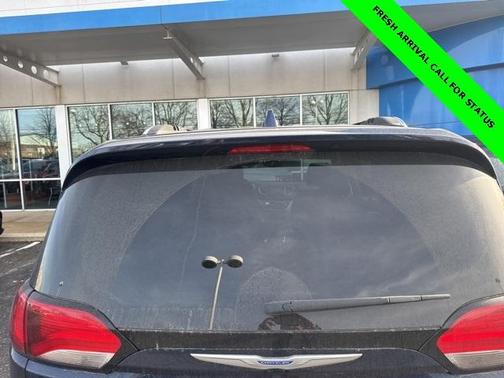 2018 Chrysler Pacifica Touring-L