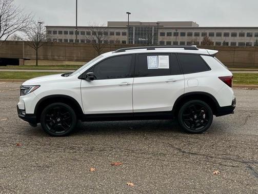 2024 Honda Passport Black Edition