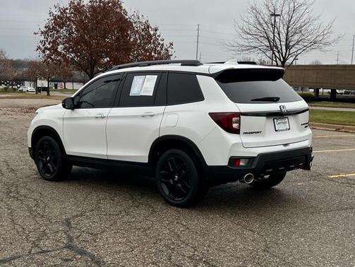 2024 Honda Passport Black Edition