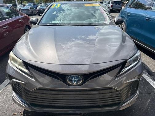 2023 Toyota Camry Hybrid LE