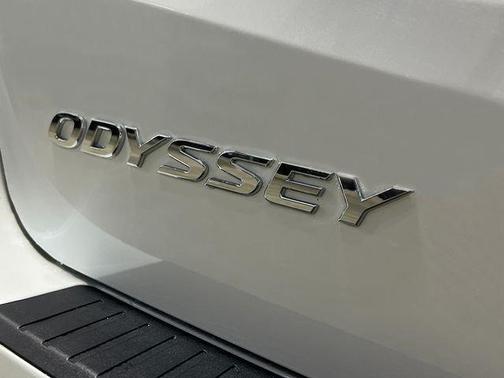 White 2026 Honda Odyssey Touring