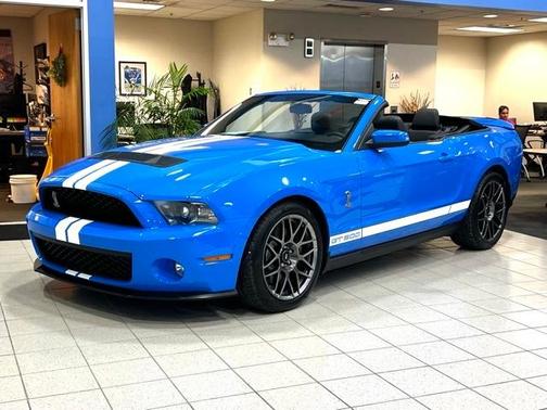 2012 Ford Shelby GT500 Base