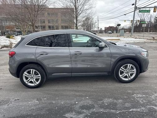 2021 Mercedes-Benz GLA 250 Base 4MATIC