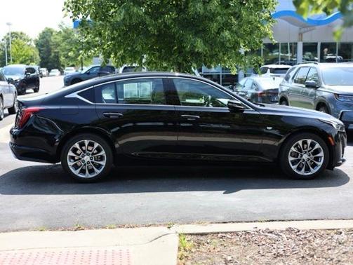 2023 Cadillac XT4 Sport