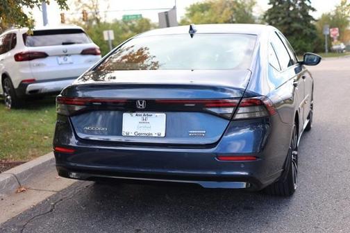2023 Honda Accord Hybrid 