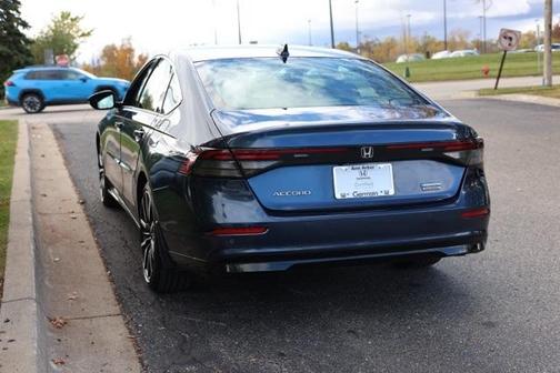 2023 Honda Accord Hybrid 