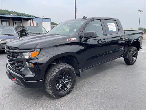 2023 Chevrolet Silverado 1500 Custom Trail Boss
