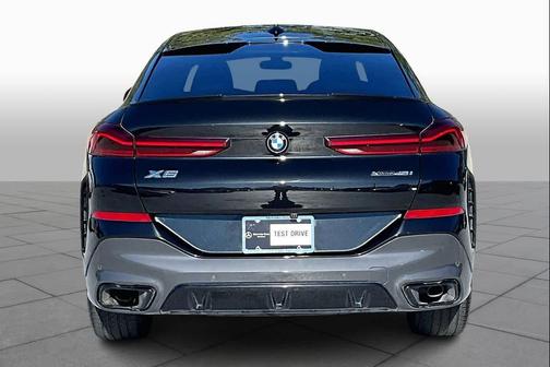 2022 BMW X6 xDrive40i