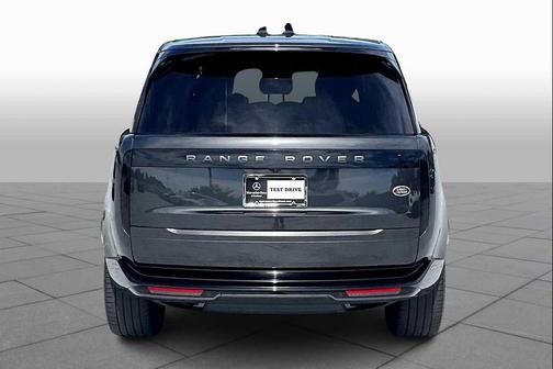 2023 Land Rover Range Rover P530 SE