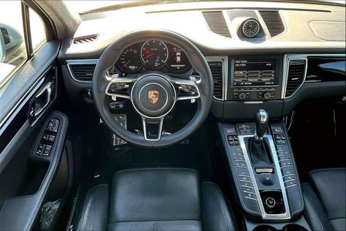 2015 Porsche Macan Turbo