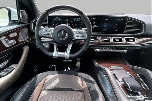 MANUFAKTUR Diamond White Bright 2022 Mercedes-Benz AMG GLS 63 Base