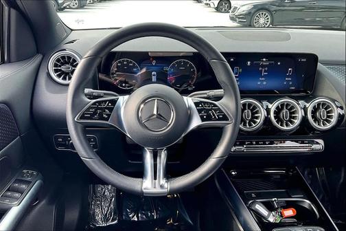 2025 Mercedes-Benz GLA 250 4MATIC