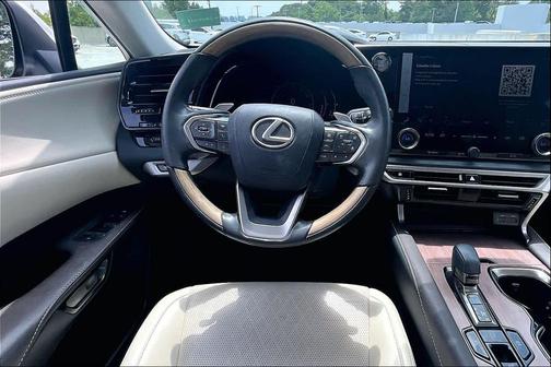 Eminent White Pearl 2023 Lexus RX 350 Premium Plus