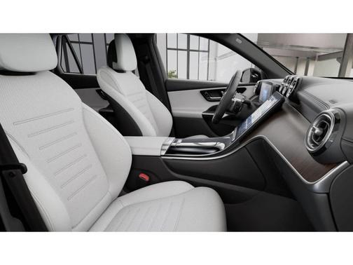 2025 Mercedes-Benz GLC 350e Base
