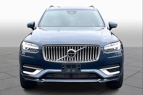 2023 Volvo XC90 Recharge Plug-In Hybrid T8 Ultimate Bright Theme 7-Seater