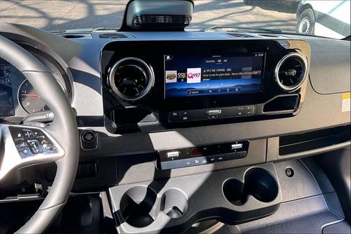 2026 Mercedes-Benz Sprinter 2500 Standard Roof