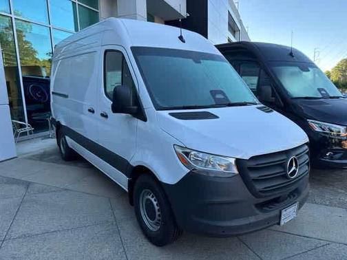 2025 Mercedes-Benz Sprinter 2500 Standard Roof