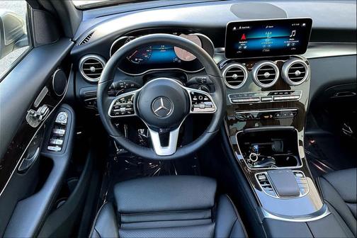 2022 Mercedes-Benz GLC 300 4MATIC