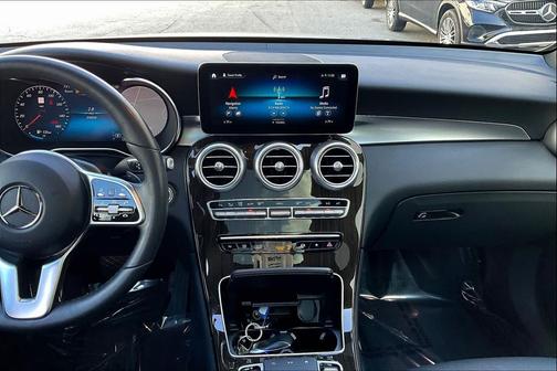 2022 Mercedes-Benz GLC 300 4MATIC